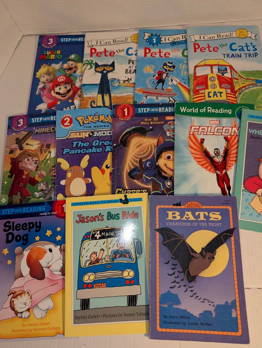Lot 12 Early Reader Books Level 1, 2, 3 Pete the Cat Minecraft Pokemon